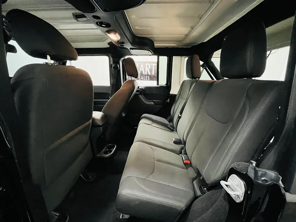 2017 Jeep Wrangler Unlimited Sport S - Photo 12