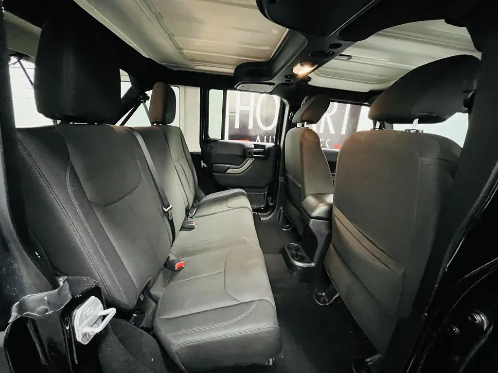 2017 Jeep Wrangler Unlimited Sport S - Photo 14