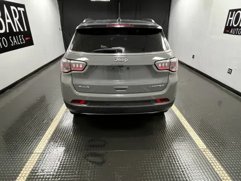 More photos of 2023 Jeep Compass at Hobart Auto Sales, IN