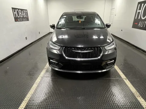 Photos of 2023 Chrysler Pacifica Touring L for sale in Hobart, IN at Hobart Auto Sales