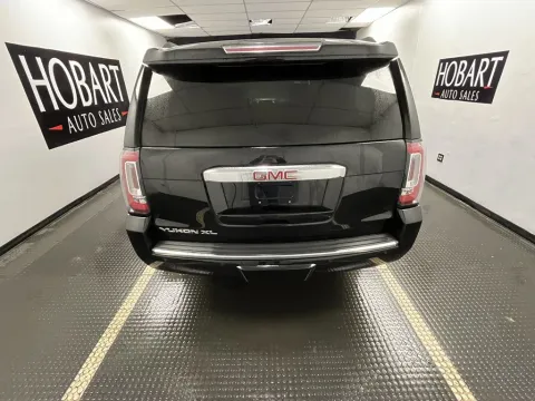 More photos of 2015 GMC Yukon XL Denali at Hobart Auto Sales, IN