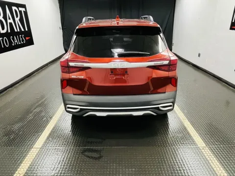 More photos of 2022 Kia Seltos Nightfall at Hobart Auto Sales, IN