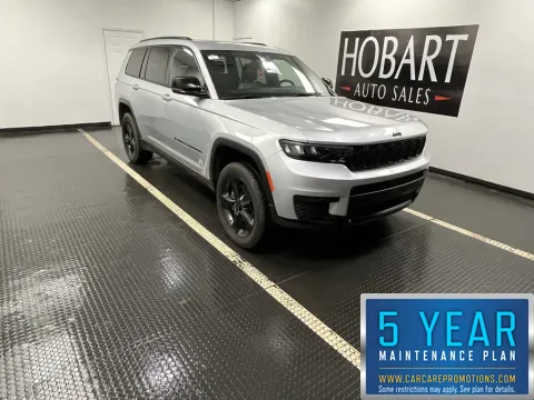 Silver 2023 Jeep GRAND CHEROKEE for sale in Hobart, IN