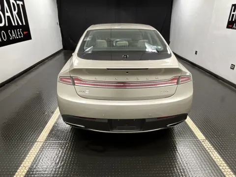 More photos of 2017 Lincoln MKZ Reserve at Hobart Auto Sales, IN