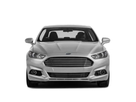 More photos of 2015 Ford Fusion SE at Hobart Auto Sales, IN