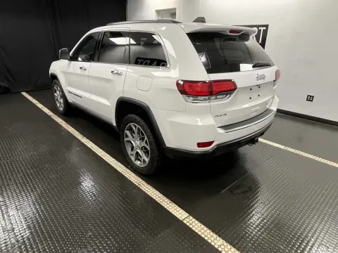 More photos of 2022 Jeep Grand Cherokee WK Limited at Hobart Auto Sales, IN