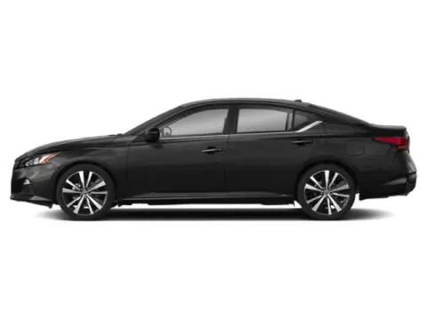 Another view of 2022 Nissan Altima 2.5 SR for sale in Hobart, IN at Hobart Auto Sales
