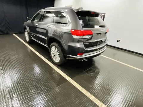 More photos of 2018 Jeep Grand Cherokee Summit at Hobart Auto Sales, IN