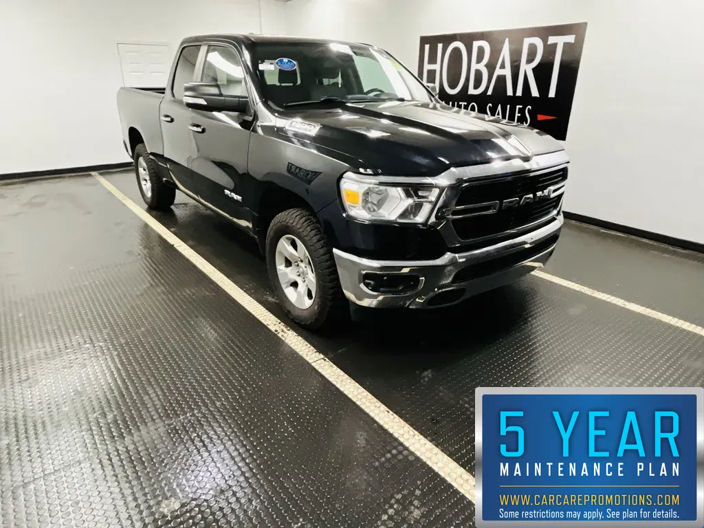 2020 RAM 1500 Big Horn/Lone Star 4x4 Quad Cab 6'4's photo
