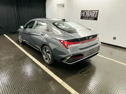 More photos of 2025 Hyundai Elantra Limited at Hobart Auto Sales, IN