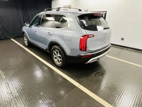 More photos of 2021 Kia Telluride EX at Hobart Auto Sales, IN