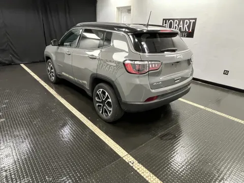 More photos of 2024 Jeep Compass Limited at Hobart Auto Sales, IN