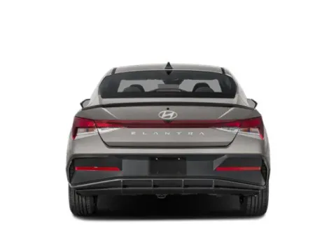 More photos of 2025 Hyundai Elantra SEL Convenience at Hobart Auto Sales, IN