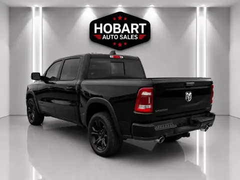 More photos of 2019 Ram 1500 Laramie at Hobart Auto Sales, IN