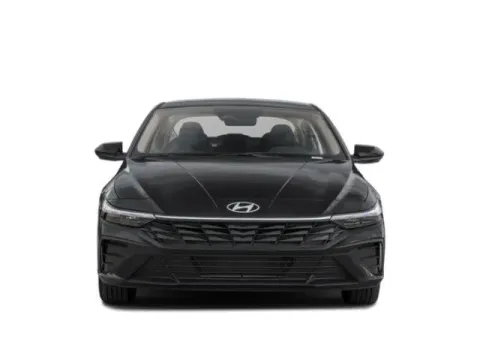 More photos of 2024 Hyundai Elantra SEL at Hobart Auto Sales, IN