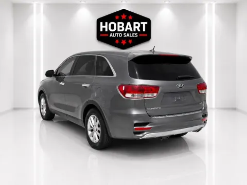 More photos of 2016 Kia Sorento LX at Hobart Auto Sales, IN