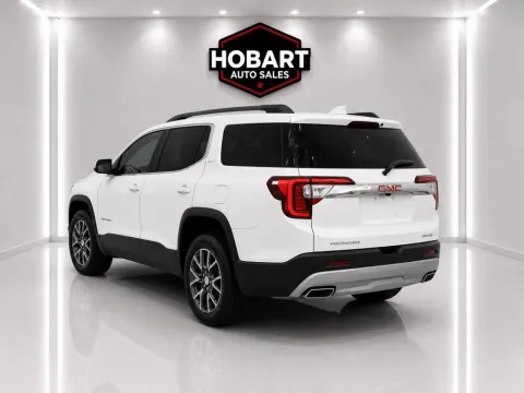 More photos of 2023 GMC Acadia SLT at Hobart Auto Sales, IN