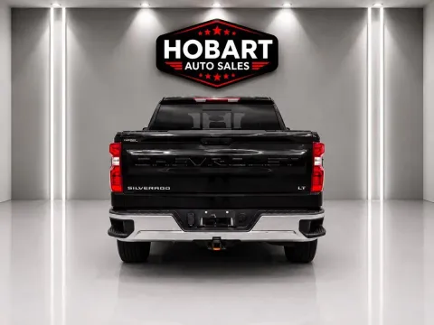 More photos of 2020 Chevrolet Silverado 1500 LT at Hobart Auto Sales, IN