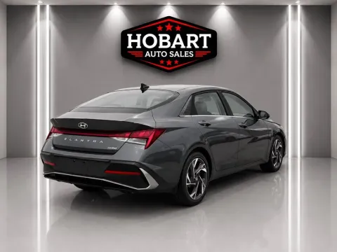 More photos of 2024 Hyundai Elantra SEL at Hobart Auto Sales, IN