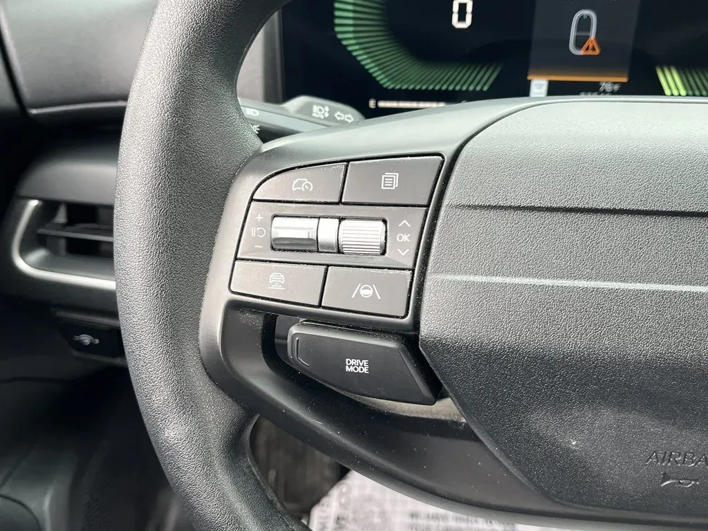 2025 Kia K4 LXS - Photo 24