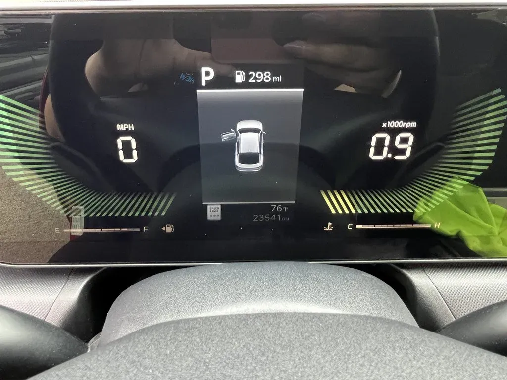 2025 Kia K4 LXS - Photo 21
