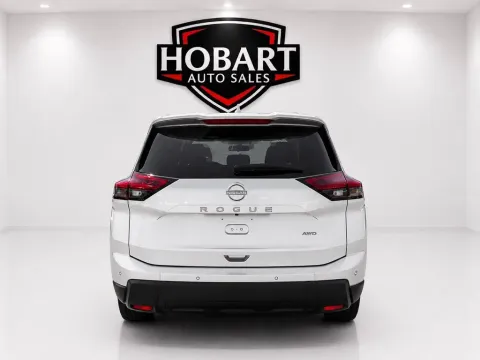 More photos of 2025 Nissan Rogue SV at Hobart Auto Sales, IN