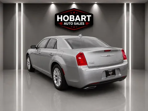 More photos of 2017 Chrysler 300 Limited at Hobart Auto Sales, IN