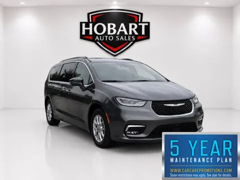 Gray 2022 Chrysler Pacifica Touring L for sale in Hobart, IN