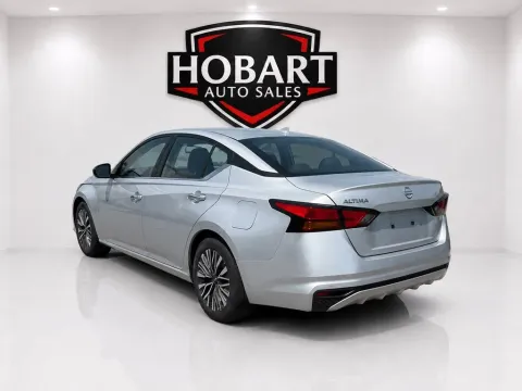 More photos of 2024 Nissan Altima 2.5 SV at Hobart Auto Sales, IN
