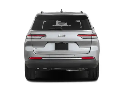 More photos of 2023 Jeep Grand Cherokee L at Hobart Auto Sales, IN