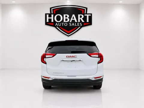 More photos of 2024 GMC Terrain SLE at Hobart Auto Sales, IN