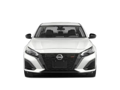 More photos of 2024 Nissan Altima 2.5 SR at Hobart Auto Sales, IN