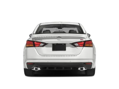 More photos of 2024 Nissan Altima 2.5 SR at Hobart Auto Sales, IN