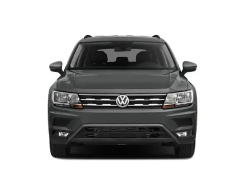More photos of 2018 Volkswagen Tiguan at Hobart Auto Sales, IN