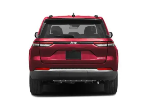 More photos of 2023 Jeep Grand Cherokee Limited at Hobart Auto Sales, IN