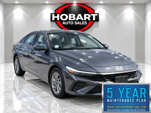 Gray 2024 Hyundai Elantra SEL for sale in Hobart, IN