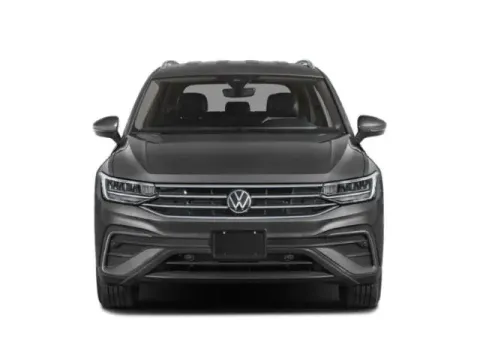 More photos of 2023 Volkswagen Tiguan SE at Hobart Auto Sales, IN