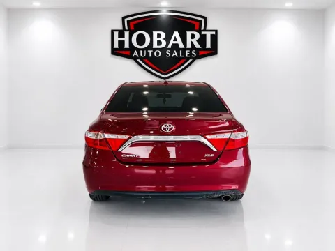 More photos of 2016 Toyota Camry at Hobart Auto Sales, IN