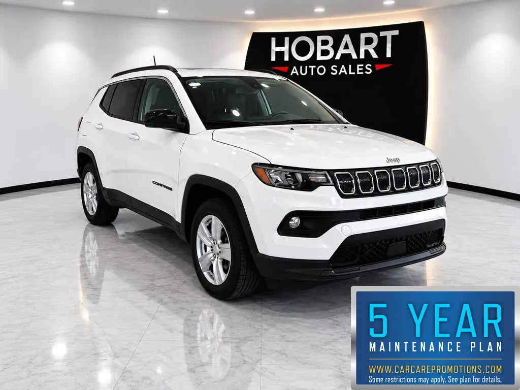 White 2022 Jeep Compass Latitude for sale in Hobart, IN