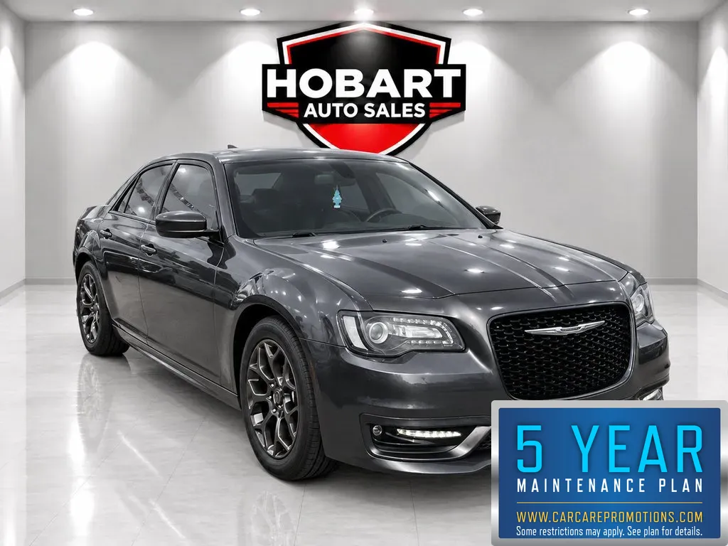 2018 Chrysler 300 S