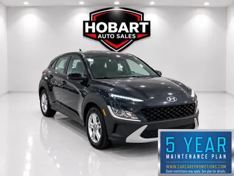 Black 2022 Hyundai Kona SE for sale in Hobart, IN
