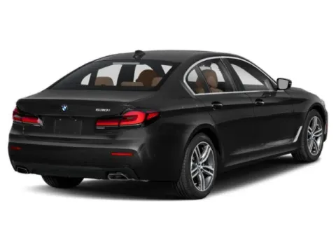 More photos of 2022 BMW 5 Series 530i xDrive at Hobart Auto Sales, IN