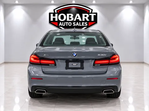 More photos of 2022 BMW 5 Series 530i xDrive at Hobart Auto Sales, IN