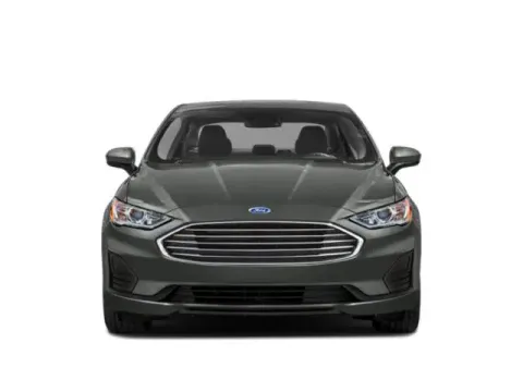 More photos of 2020 Ford Fusion SE at Hobart Auto Sales, IN