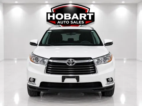 Photos of 2015 Toyota Highlander for sale in Hobart, IN at Hobart Auto Sales