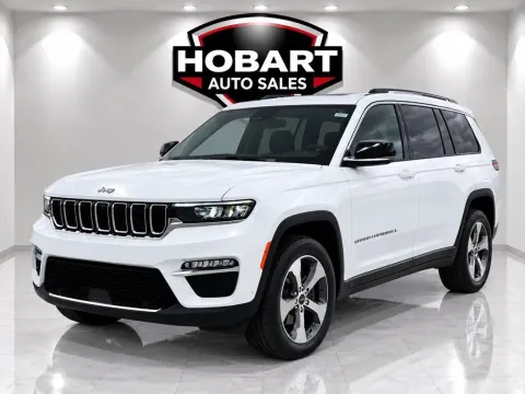 Another view of 2023 Jeep Grand Cherokee Limited for sale in Hobart, IN at Hobart Auto Sales
