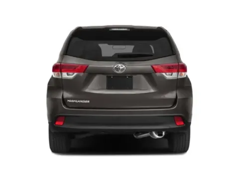 More photos of 2019 Toyota Highlander at Hobart Auto Sales, IN