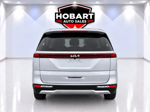 More photos of 2022 Kia Carnival LXS at Hobart Auto Sales, IN