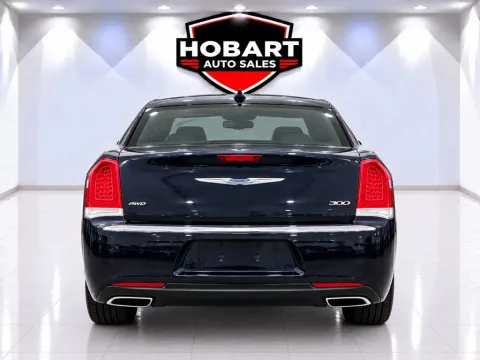 More photos of 2017 Chrysler 300 Limited at Hobart Auto Sales, IN