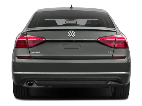 More photos of 2018 Volkswagen Passat at Hobart Auto Sales, IN